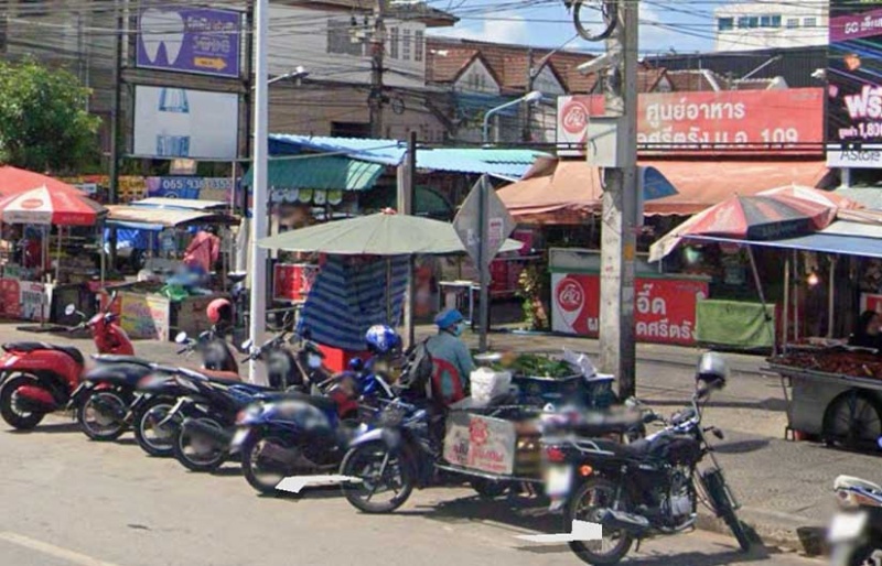 หาดใหญ่ | เตือนภัยพ่อค้ากร่าง ตลาดศรีตรังย่าน ม.อ. หาดใหญ่ เตะขาทำท่าจะต่อย