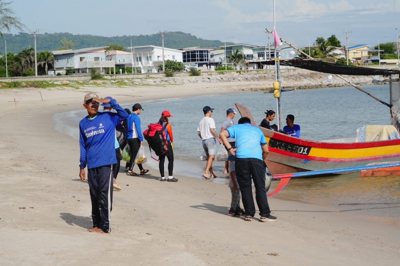 สงขลา | อบจ.สงขลา ดำน้ำเก็บขยะใต้ท้องทะเล พร้อมเดินหน้านโยบายปะการังเทียมเพิ่มที่อยู่อาศัยของสวัตว์น้ำ